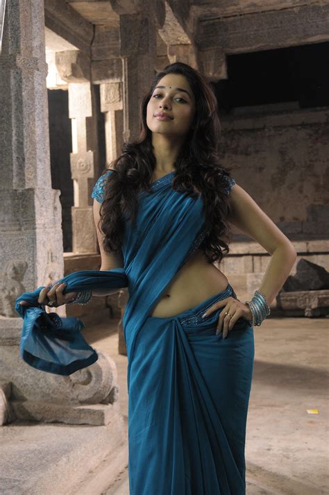 Hot Tamanna Navel In Siruthai