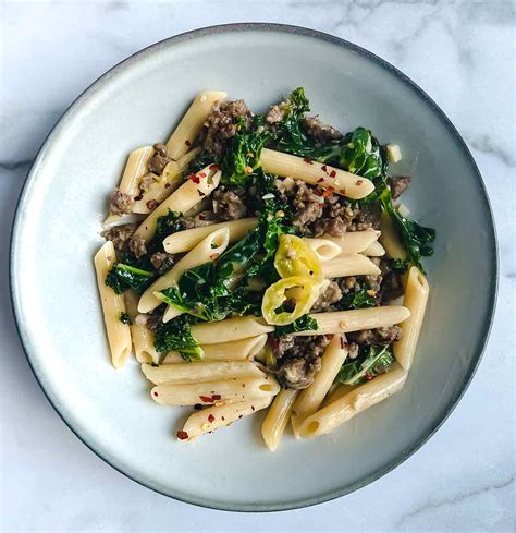 Penne Pasta with Italian Sausage and Kale | Tru Food Love