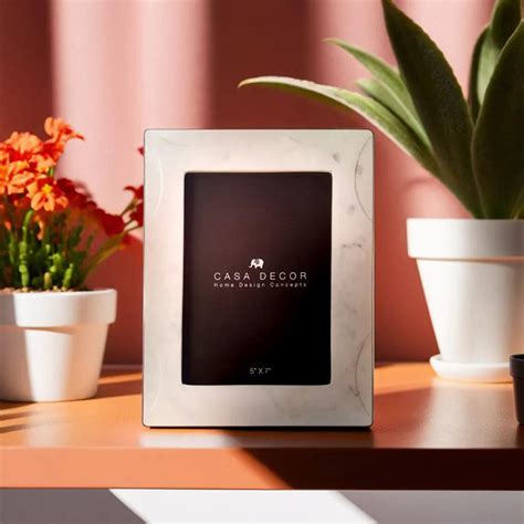 Buy Dorian Table Photo Frame Online in India | Vaaree