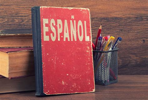 20+ Greetings In Spanish You Have To Know In 2025