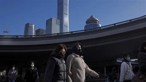 Online sales surge 100-fold: Why are people in China hoarding flu pills ...