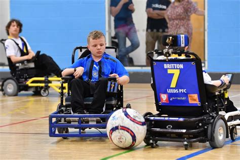 Wheelchair Football 的图像结果