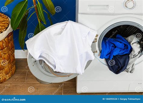 Laundry Washing 的图像结果
