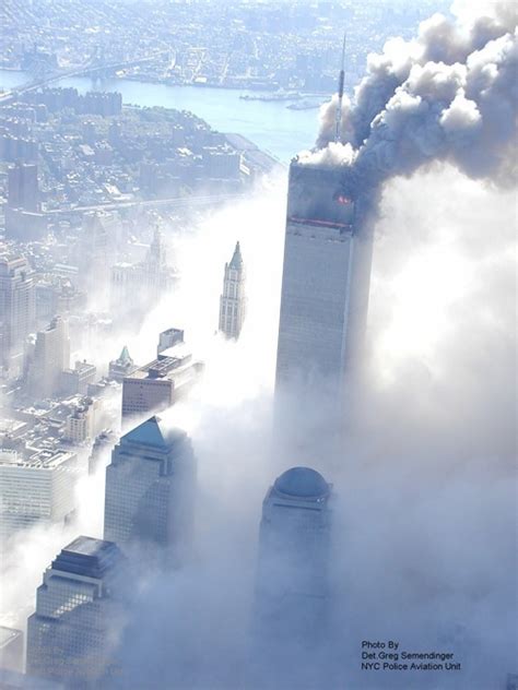 【图集】FBI公布新一批五角大楼9·11遇袭现场惨状照片|界面新闻 · 图片