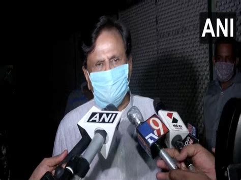 It's just political vendetta, says Ahmed Patel on Priyanka Gandhi's ...