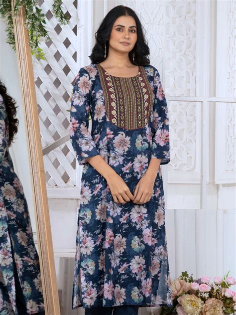 Navy Blue Floral Heritage Embroidered Yoke Poly-Luxe Kurta – Saffron ...