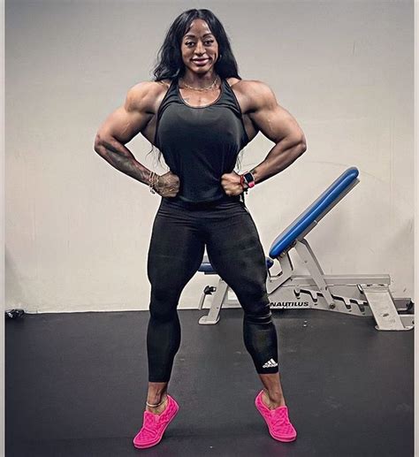 56 Most Muscular Female Bodybuilders with Instagram - Hood MWR