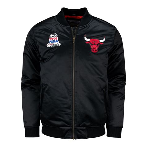 Chicago Bulls Mitchell & Ness Satin Bomber Jacket – Official Chicago ...