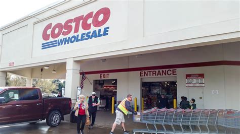 7 Sneaky Ways Costco Gets You to Spend More — Eat This Not That