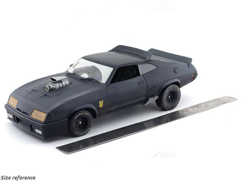 1979 Ford Falcon XB Interceptor 1:18 Greenlight diecast scale model car ...