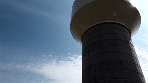 WATCH: Nearly 100-year-old Wichita Falls water tower comes down