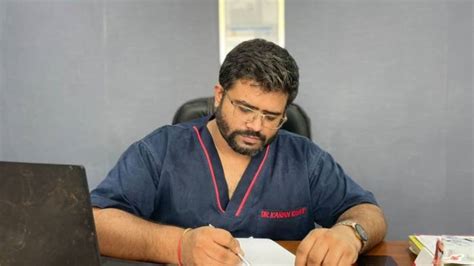 Safe Surgery Center | Dr.Karan R Rawat Best Doctor in Agra, Best ...