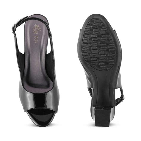 Buy Black Women's Sandals - The Woo Black | Tresmode