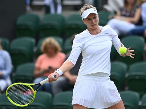 Barbora Krejčíková Tenis : Roland Garros Czech Barbora Krejcikova Wins ...