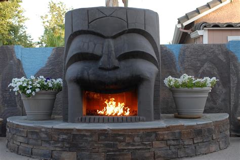 Tiki decor, Outdoor fire pit, Tiki bar