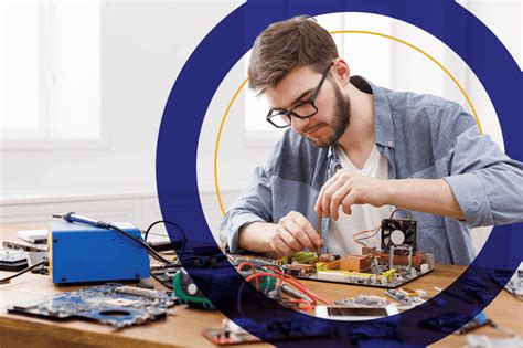 Robotics Technician 的图像结果