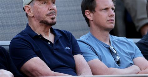 With Paramount’s winning WBD bid, David and Larry Ellison are amassing a media empire | CNN Business