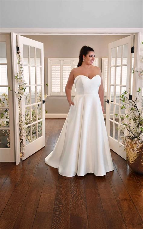 Simple Plus-Size Sweetheart Wedding Dress with Pockets - Essense of Australia Wedding Dresses