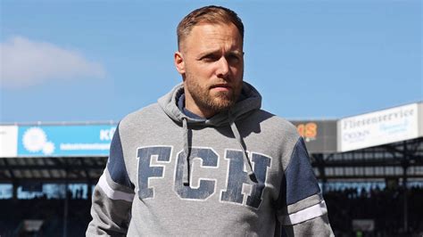 Hannover 96 kann doch gewinnen - und bleibt oben dran | NDR.de - Sport ...