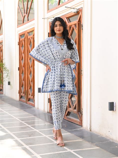 Cotton White and Blue Printed Kaftan Co-Ord Set – Savi India