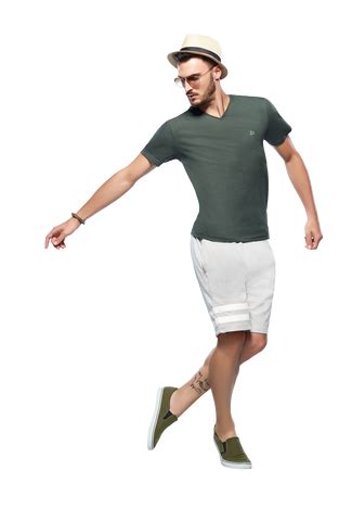Know Different Types Of T-Shirts For Your Work-From-Home Routine only