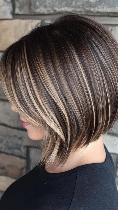 Transform your hair with these bob haircuts and highlights