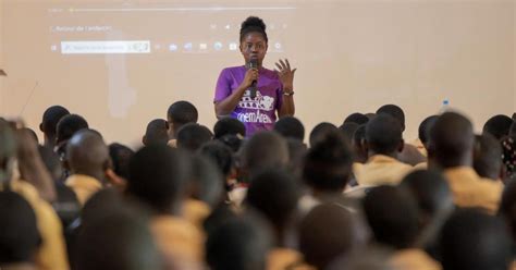 Ramatoulaye au cœur de CinemArena pour promouvoir une migration | IOM ...