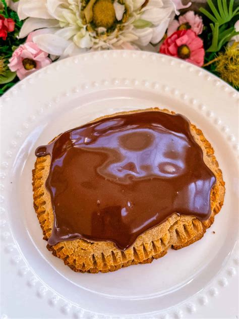 Vegan & Gluten-free S'mores Pop Tart - Hope and Hummus