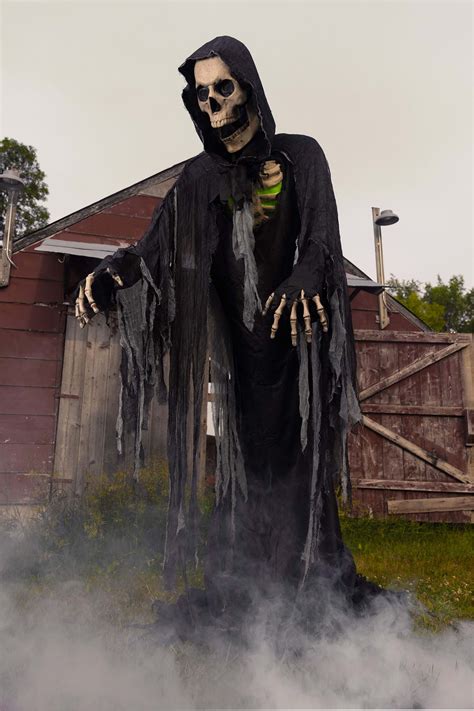 Popular Halloween Decor Trends for 2024 You Need to See