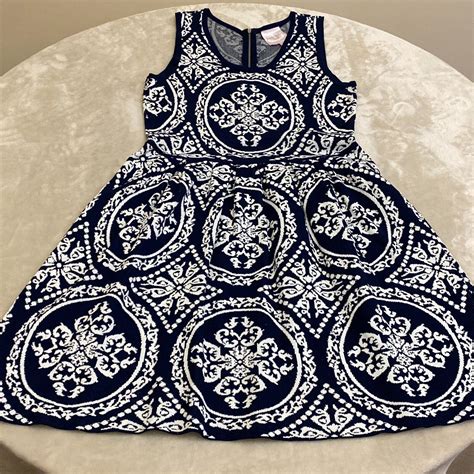 Romeo & Juliet Couture Womens Black White Knitted Rou… - Gem