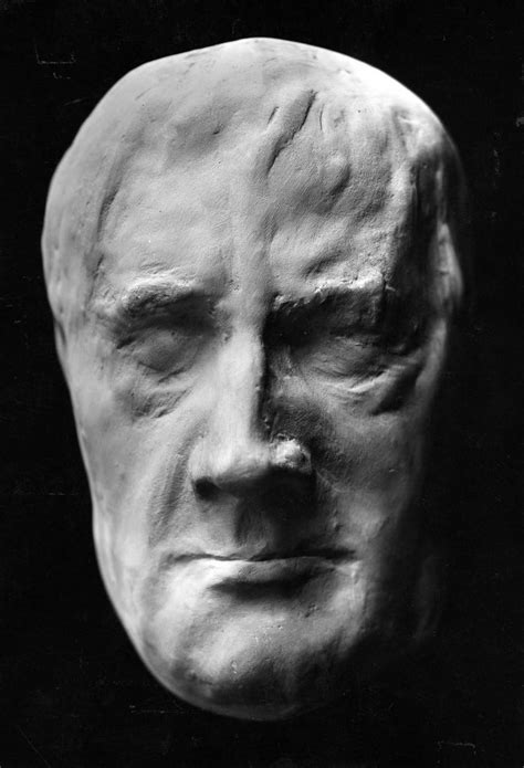 A Haunting Photo Collection of Famous People’s Death Masks, 1300-1950 ...