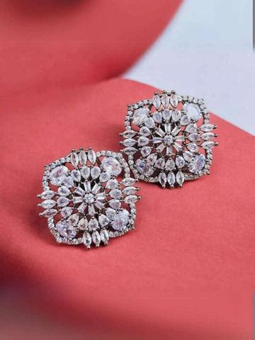 Buy Earrings for Women and Girls online - Ishhaara
