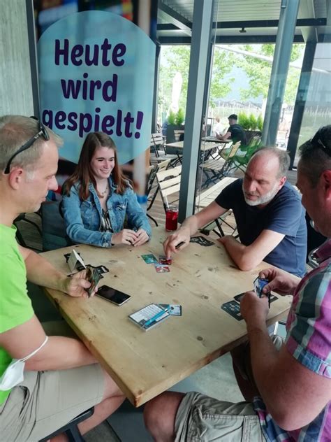 Arno verspielt gegen Bruno - UnserTirol24