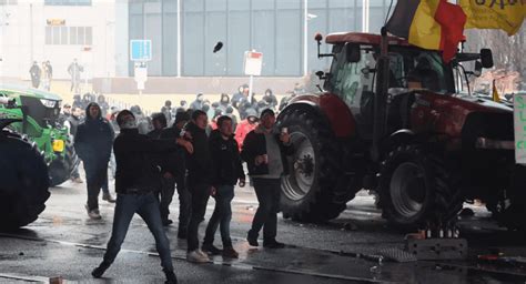 Tractors throng Brussels as ministers meet on farm rules | World News ...
