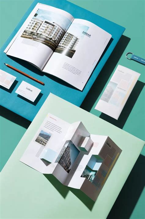 34款排版精美的折页设计 - 设计之家