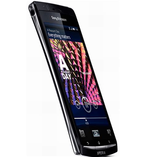 TechniBox: Sony Ericson Xperia Arc: A new one in the previous segment ...