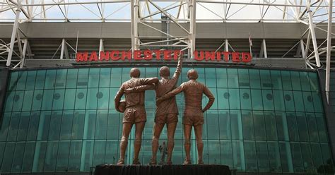 Manchester United top the chart in revenue generation among football clubs