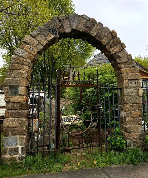 Pretty stone arch/gate | Arch gate, Stone arch, Garden gates and fencing