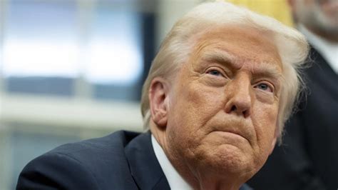 Donald Trump shrugs off Yemen 'war plan' chat leak as 'glitch', says ...