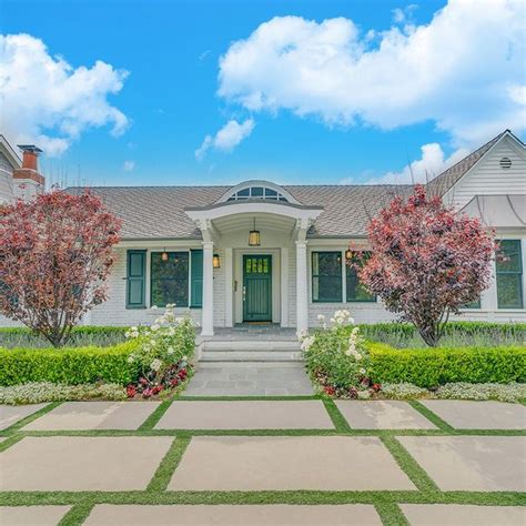 Studio City East at Lori Santiago blog