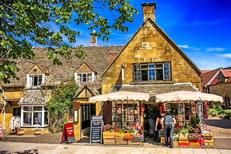 🌳 Hiking Cotswold Villages – The Most Beautiful in Britain, Novotel ...