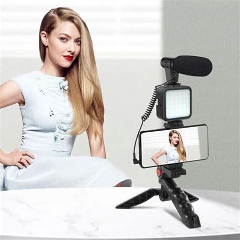 MJ Hub Mobile Vlogging Kit with Microphone Tripod Stand and LED Light ...