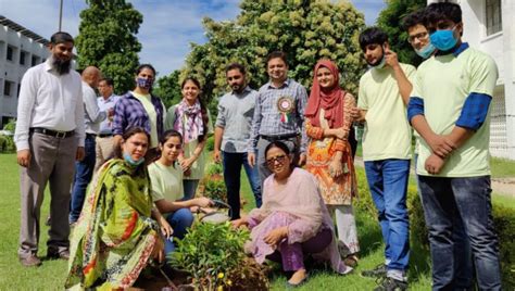IEEE STB, AMU gets award - AMU Live | News & Views from AMU