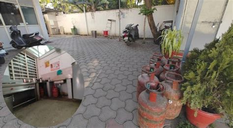 Bhopal LPG Crisis: 6K Homes Struggle While BJP Headquarters Kitchen ...