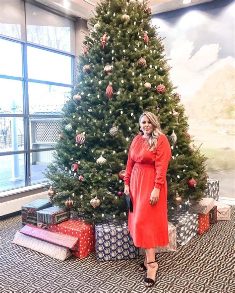 How To Wear Fur Heels? 25 Outfit Ideas & Styling Tips – Outfit Trends