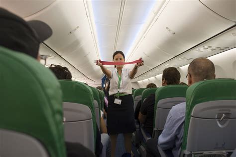 Airplane etiquette: rules every passenger should know