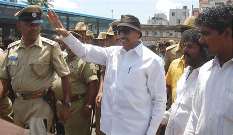 Pro-Kannada groups call for bandh on April 12 against early formation ...