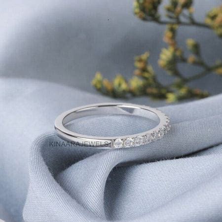 Understanding Diamond Cuts: Triangular VS Trilliant – Kinaara Jewels