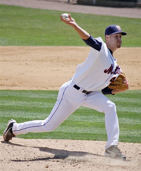 Basic How to Throw a Baseball 的图像结果