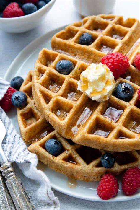 Fluffy, Crispy Oat Flour Waffles (Gluten-Free) - Extra Easy Recipe!